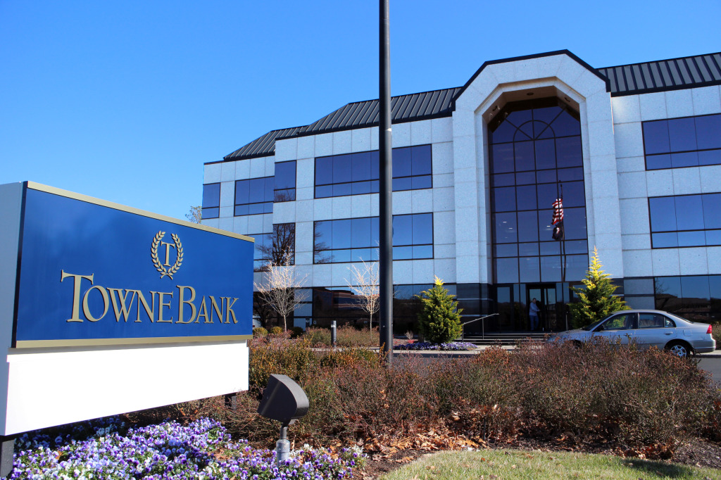 TowneBank is expanding its insurance arm locally.
