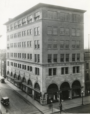 A shot of the building from the early 20th Century. (courtesy Valentine Richmond History Center.) 