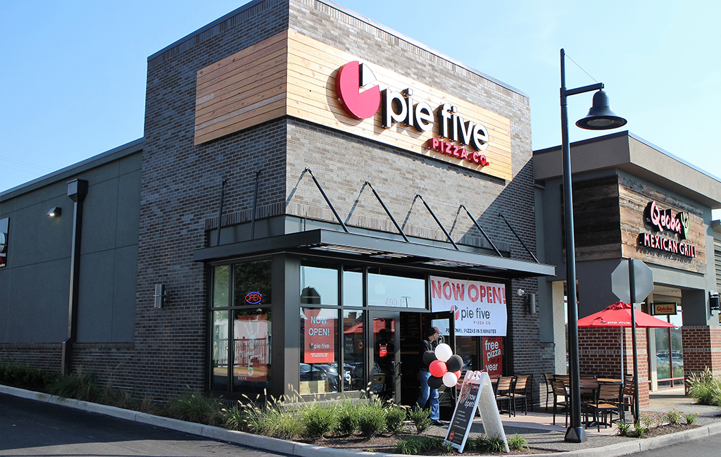 Pie Five Pizza Company opened it second location in metro Richmond Thursday at The Shops of Willow Lawn. (J. Elias O'Neal)