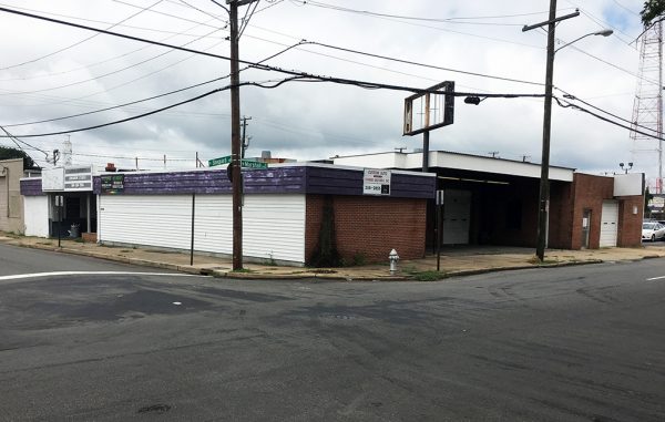 The former Conner Brothers Body Shop at 1008 N. Sheppard St. will be redeveloped into an office/restaurant space. (J. Elias O'Neal)