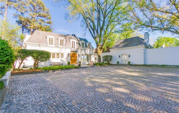 The Gottwalds home at 7701 Riverside Drive sold for $2.05 million. CVRMLS