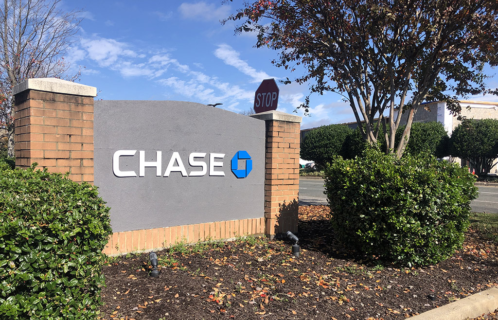 11.16R chase sign