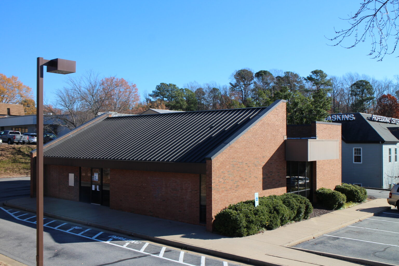 Revival Consignment to raze old bank branch on Gaskins, build new store