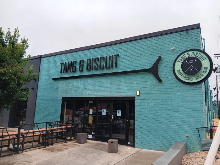 tang biscuit building