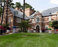 The University of Richmond's Robins School.